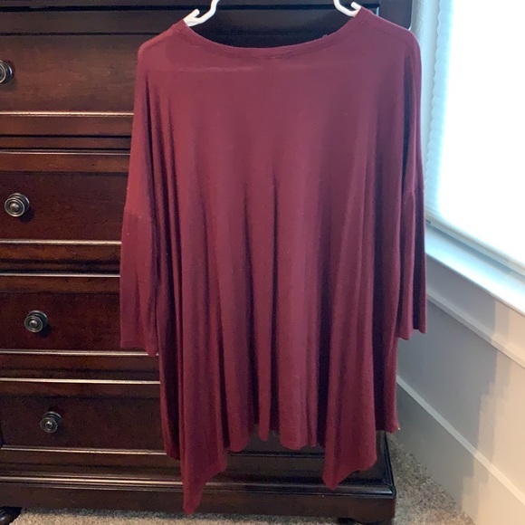 Maroon Top - Picture 2 of 3